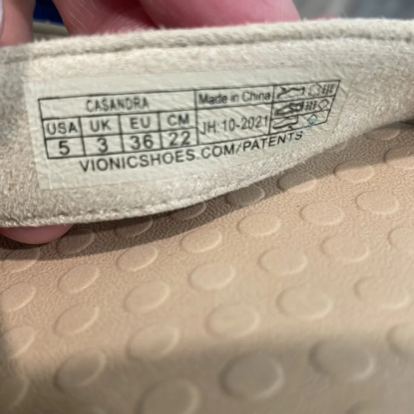 Vionic Sandals Casandra Sandals Flip-flops size 5 - Picture 5 of 6